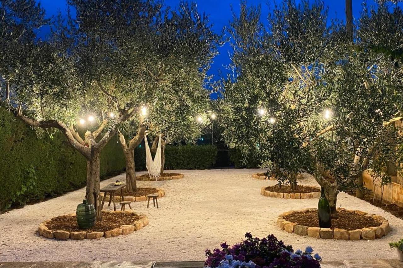 Villa I Cinque Trulli With Swimming Pool à Martina Franca Extérieur photo