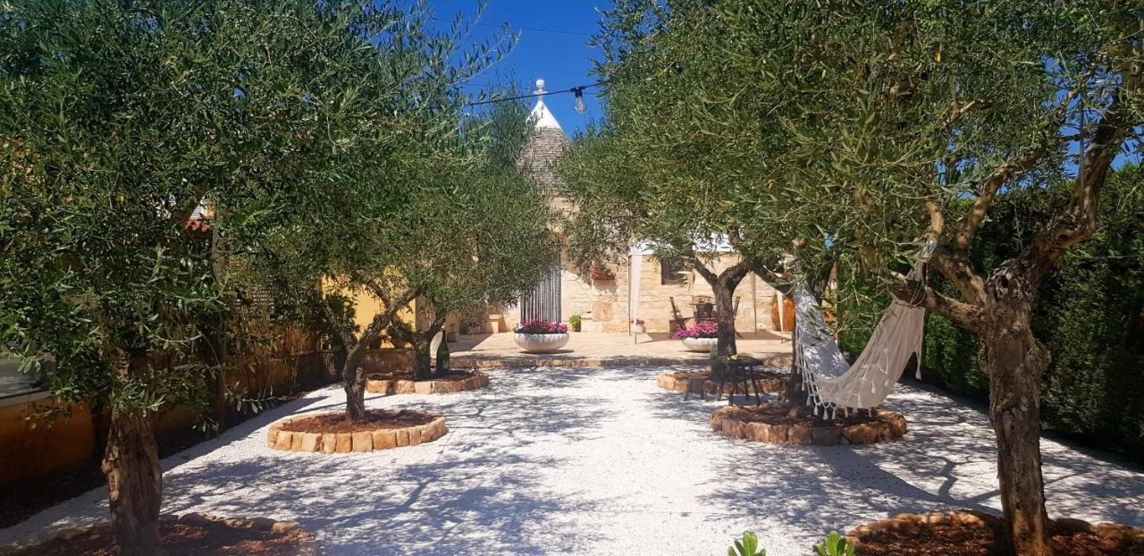 Villa I Cinque Trulli With Swimming Pool à Martina Franca Extérieur photo